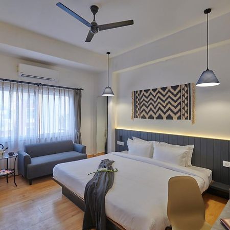 Poshtel Vns Apartment Варанаси Екстериор снимка